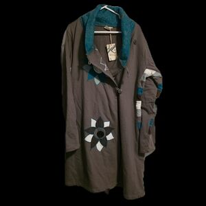 NWT Leopards & Roses Stylish Gray Designed Coat with Blue Accents